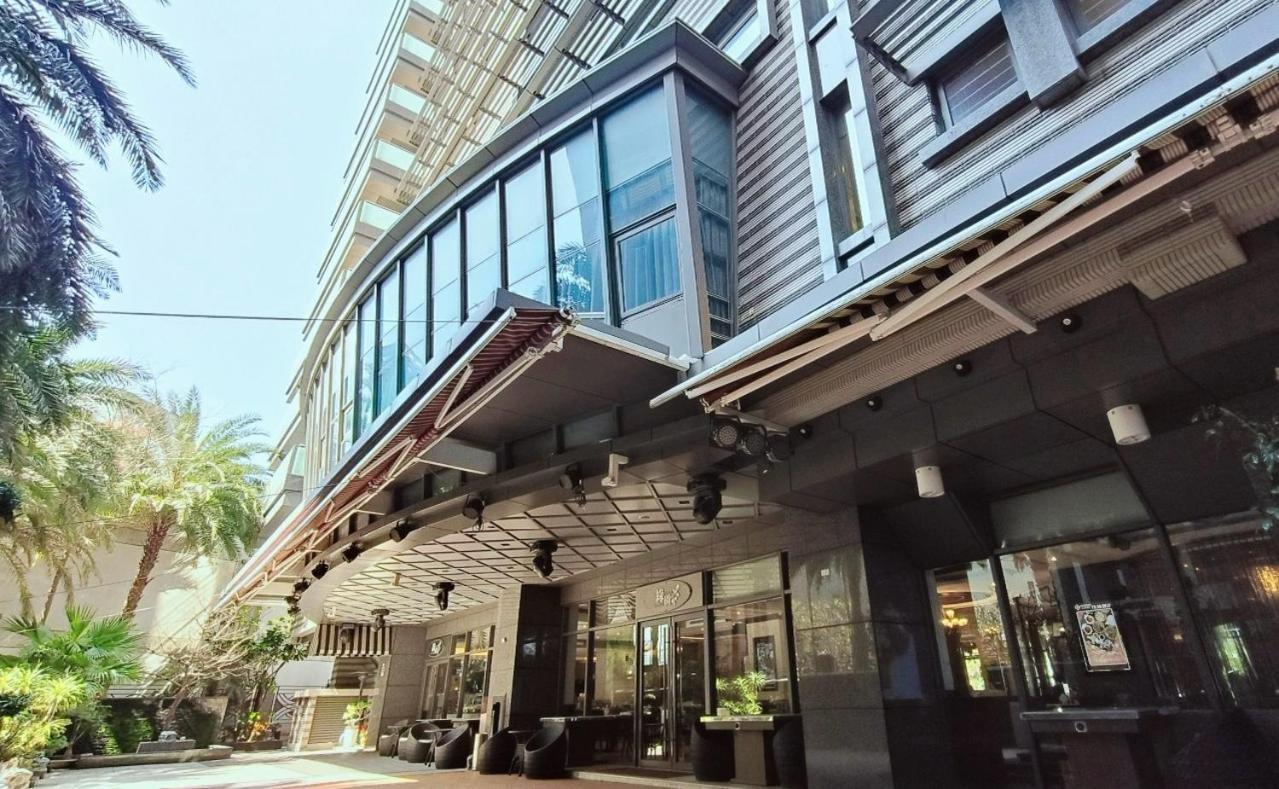 S Aura Hotel Taipei Esterno foto