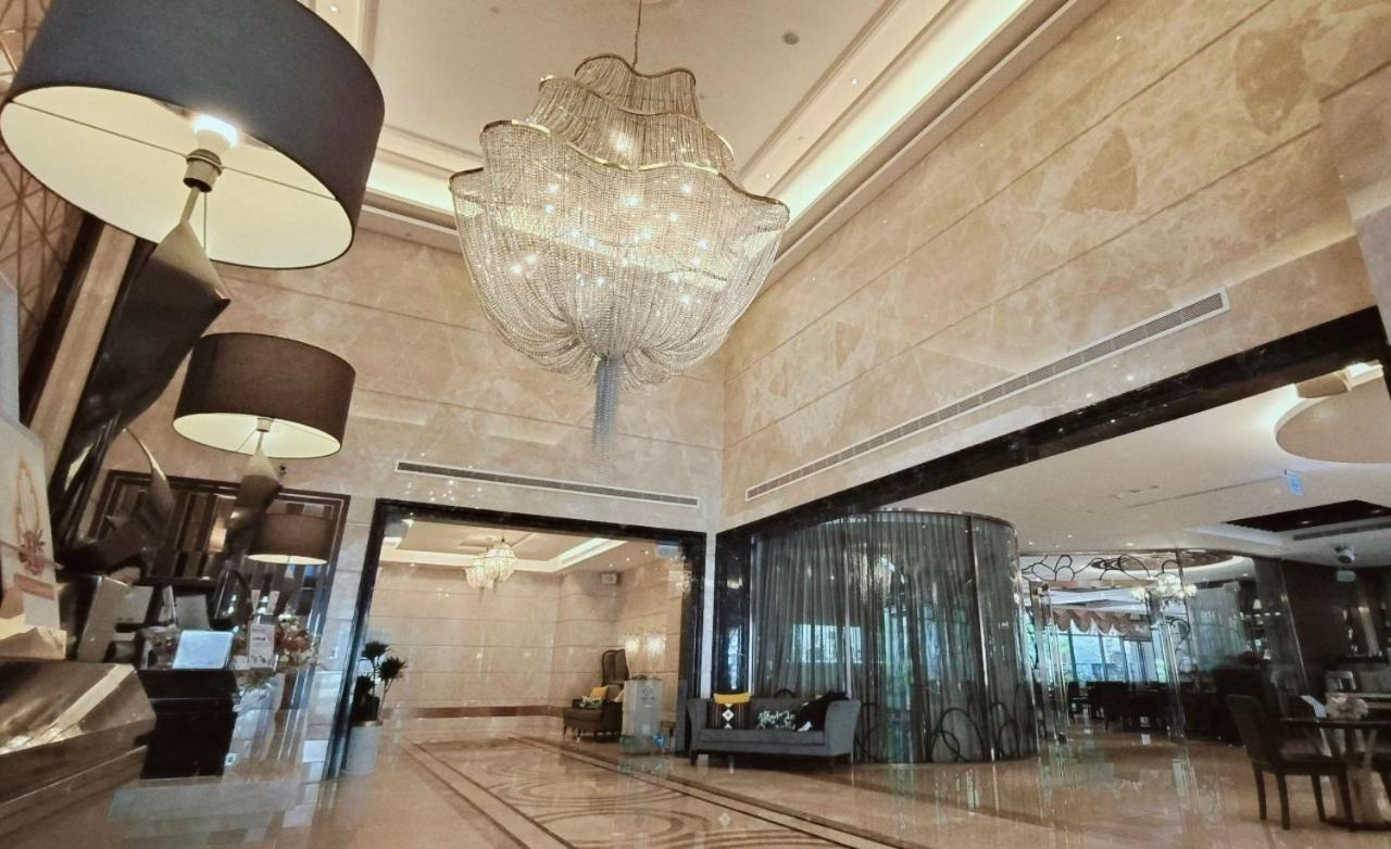 S Aura Hotel Taipei Esterno foto